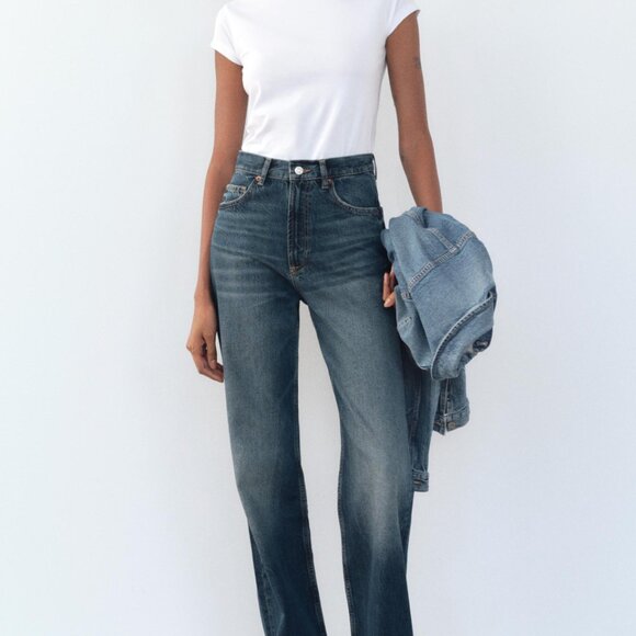 Zara TRF HIGH RISE WIDE LEG JEANS Size 2 - Picture 1 of 7
